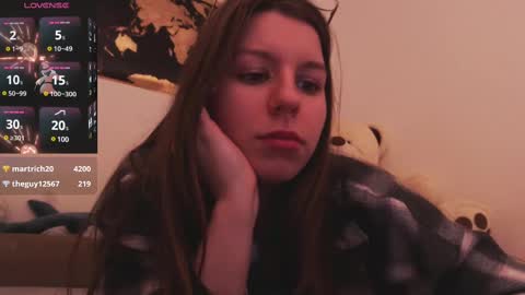 Snapshot of juicy_mystery chatting on March 2025 05:29:02 PM laura online show from March 2025 05:29:02 PM