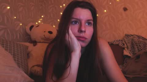 Snapshot of juicy_mystery chatting on September 2025 02:42:01 PM laura online show from September 2025 02:42:01 PM