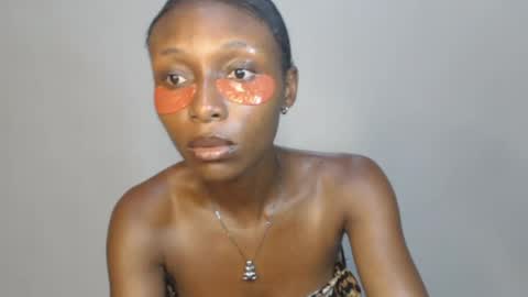 olivia online show from April 2026 07:16:01 PM