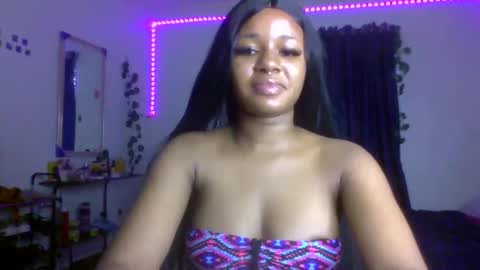Emily online show from October 2025 08:00:02 AM