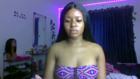 Emily online show from October 2025 08:22:02 AM