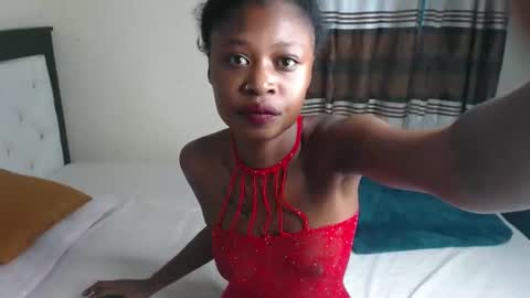 juicymunirah online show from November 2025 06:25:01 AM