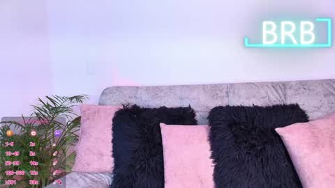 Snapshot of jules_n_gia chatting on May 2026 02:34:02 PM Jules and Gia online show from May 2026 02:34:02 PM