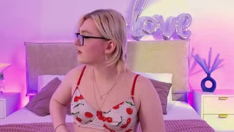 Snapshot of jules_nightt chatting on June 2026 09:53:01 PM Jules Nightt online show from June 2026 09:53:01 PM
