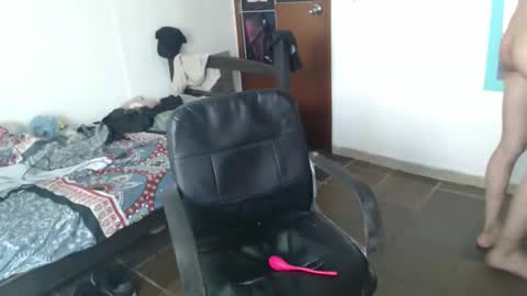Snapshot of julfigo chatting on May 2026 05:54:01 PM Julfigo online show from May 2026 05:54:01 PM