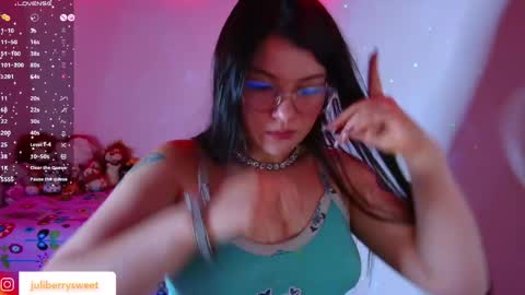 Snapshot of juli05star chatting on May 2026 03:13:01 AM Juliana online show from May 2026 03:13:01 AM