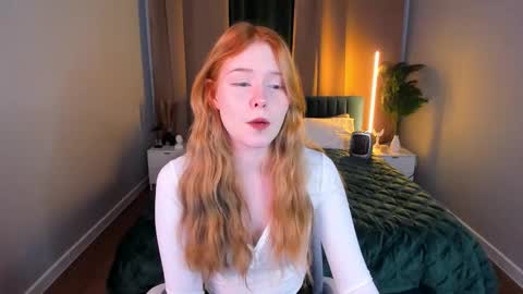 Julia online show from February 2026 01:02:02 AM