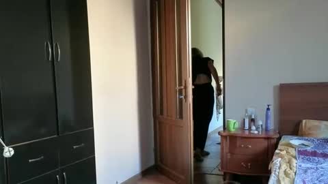 julia_giulia online show from October 2025 01:42:02 PM