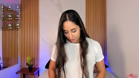 Snapshot of julia_martinezz_ chatting on April 2026 11:37:02 AM J U L IA M A R T I N E Z online show from April 2026 11:37:02 AM