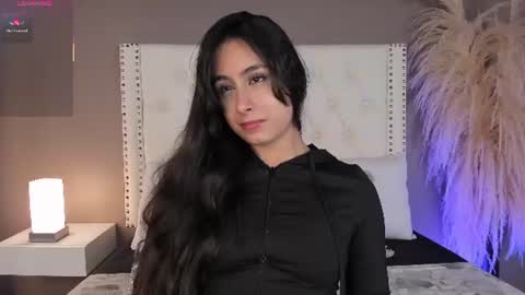 Snapshot of julia_martinezz_ chatting on June 2026 11:41:01 AM J U L IA M A R T I N E Z online show from June 2026 11:41:01 AM