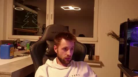 Snapshot of julia_official chatting on February 2026 09:20:01 PM julia_official online show from February 2026 09:20:01 PM