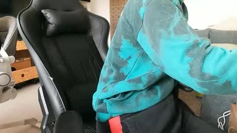 Snapshot of julia_official chatting on February 2026 09:32:02 AM julia_official online show from February 2026 09:32:02 AM