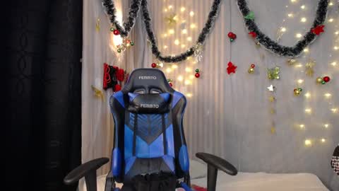 Juliana online show from January 2025 04:23:01 AM