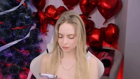 Julia online show from March 2026 02:21:02 PM