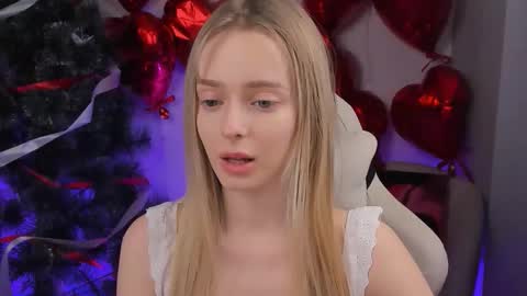 Julia online show from March 2026 03:23:01 PM