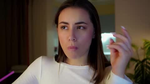 Molly online show from February 2026 04:30:01 PM