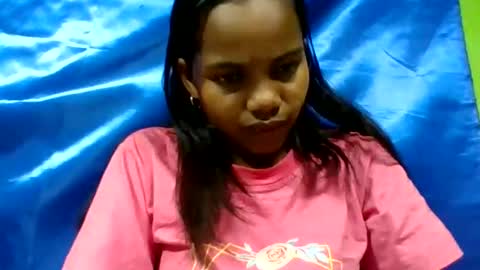 juliah02 online show from June 2026 06:23:01 AM