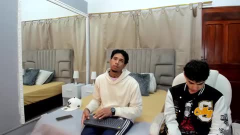 julian billy online show from January 2025 11:37:01 AM