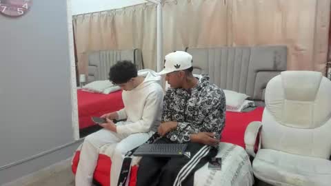 julian billy online show from January 2025 02:21:01 PM