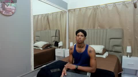 julian billy online show from February 2025 06:15:02 PM