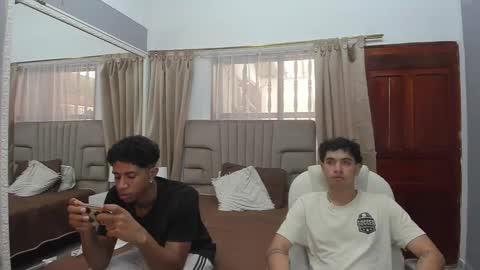 julian billy online show from February 2025 05:58:02 PM