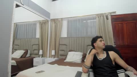 julian billy online show from February 2025 11:28:01 AM