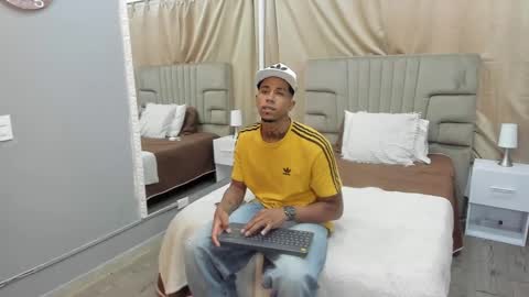 julian billy online show from February 2025 05:32:02 PM