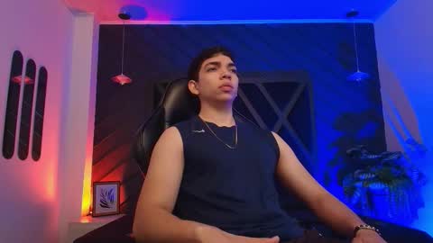 JULIAN  online show from March 2026 11:17:02 AM