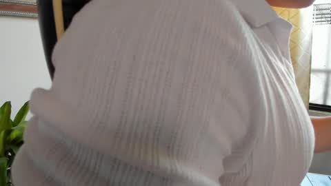 Snapshot of julian_wallace chatting on April 2026 07:42:01 PM julian_wallace online show from April 2026 07:42:01 PM