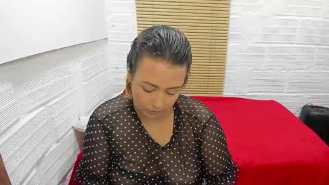 juliana online show from January 2025 02:02:01 AM