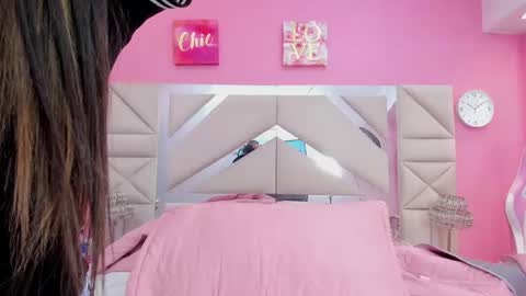 Snapshot of juliana_diamond_ chatting on May 2026 03:24:02 AM juliana_diamond_ online show from May 2026 03:24:02 AM