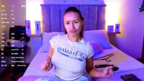 Snapshot of juliana_mancini chatting on October 2025 06:16:02 PM Juliana Mancini online show from October 2025 06:16:02 PM