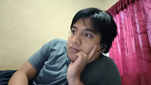 Julian online show from August 2026 12:34:02 AM