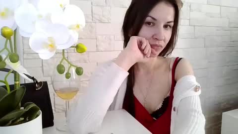 Snapshot of juliaorgasm chatting on May 2026 04:12:01 PM Julia online show from May 2026 04:12:01 PM