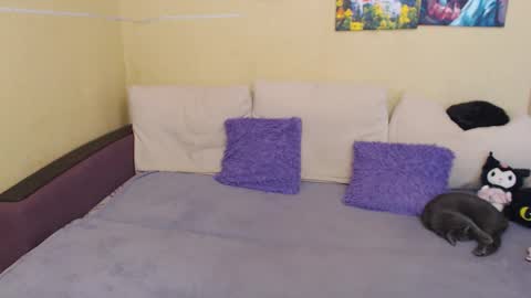 Jul online show from September 2025 01:37:01 PM