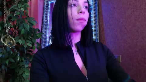 Snapshot of juliawilliamsx chatting on November 2025 07:03:01 AM Maria online show from November 2025 07:03:01 AM