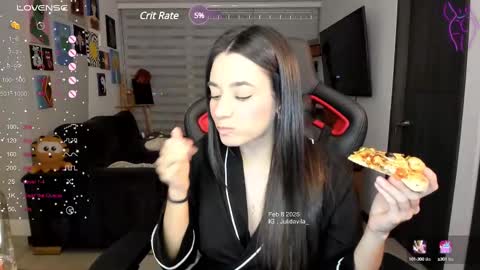 Snapshot of julidavila chatting on February 2025 04:57:02 AM Jeimy Help me to reach 100 thumbs up online show from February 2025 04:57:02 AM