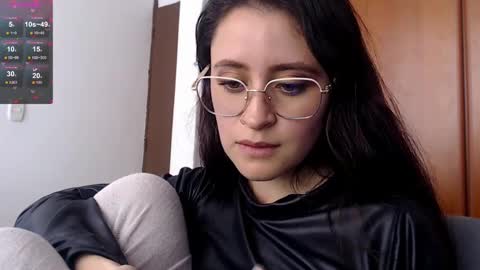 Snapshot of julie_autmn_ chatting on February 2025 07:13:01 PM yules online show from February 2025 07:13:01 PM