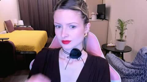 Julie online show from April 2026 03:19:02 PM