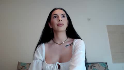 julie_queenxx online show from February 2026 07:13:02 AM