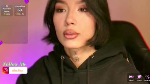 julie_turner_ online show from October 2025 11:20:02 AM