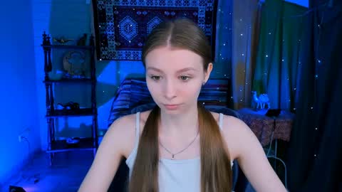Snapshot of juliedaniel chatting on June 2026 08:05:02 AM juliedaniel online show from June 2026 08:05:02 AM