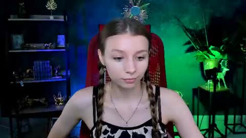 juliedaniel online show from June 2026 04:33:02 AM