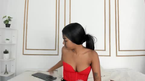 Juli online show from March 2026 07:03:01 PM