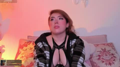 Juli  online show from October 2025 04:09:01 AM