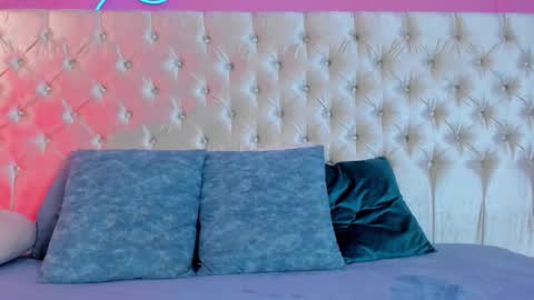 Julieta  online show from December 2025 12:12:01 PM