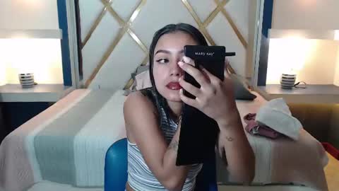 Snapshot of julieta_fn chatting on June 2026 02:12:02 PM julieta_fn online show from June 2026 02:12:02 PM