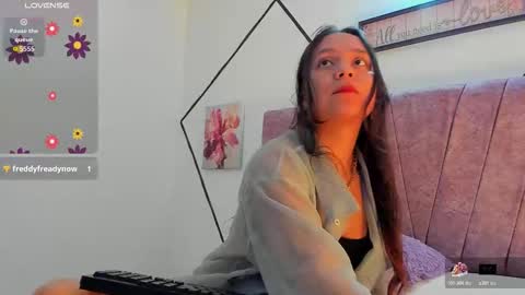 julieta_lein online show from October 2025 11:38:01 PM