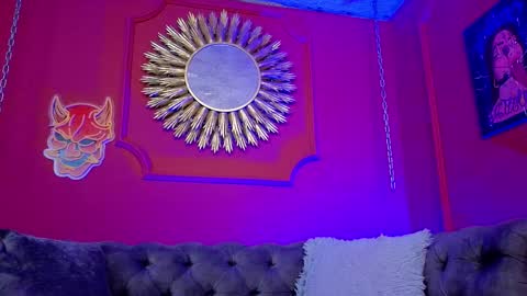  Julieta  online show from October 2025 12:15:02 PM