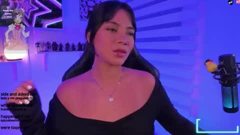 Julieta  online show from November 2025 02:22:01 AM